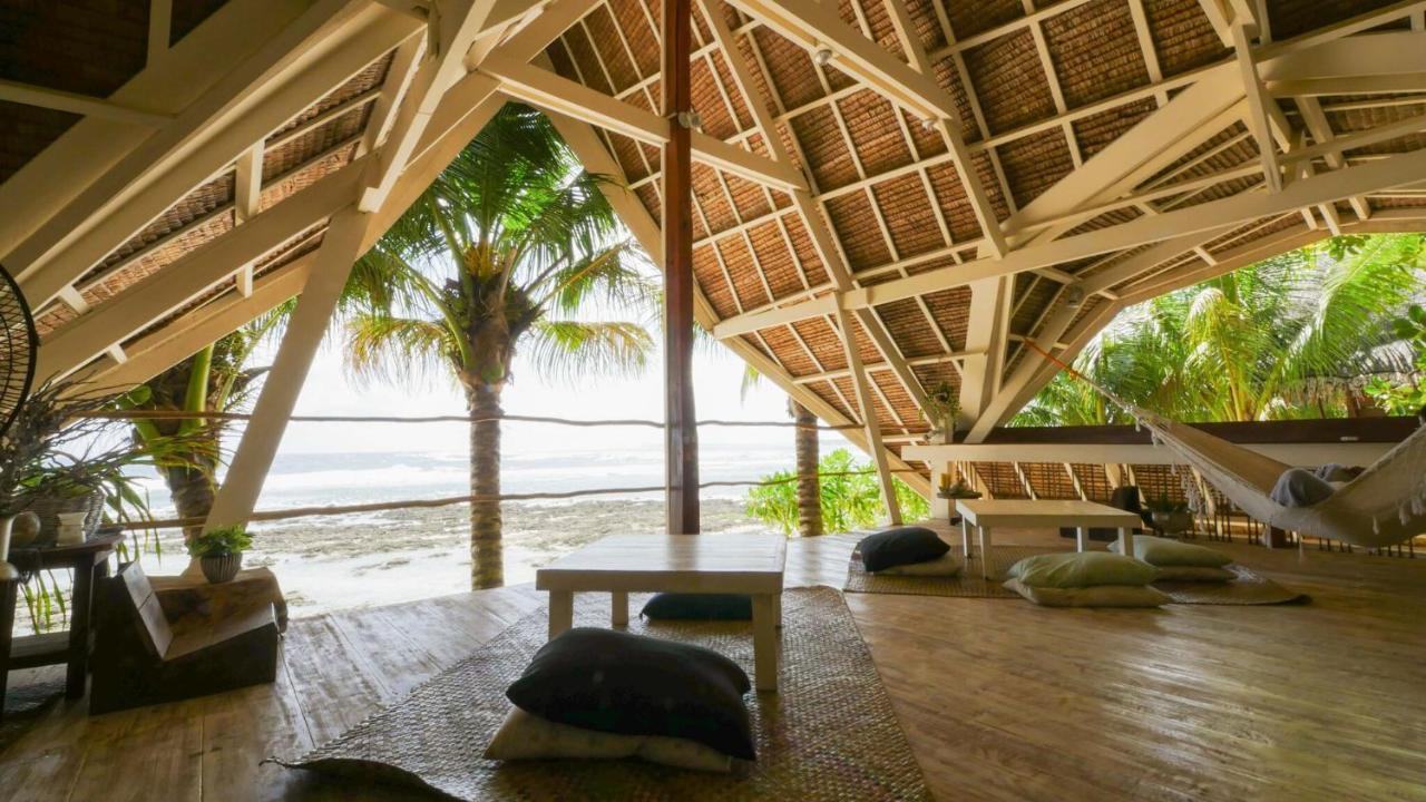 White Banana Beach Club Хенерал Луна Екстериор снимка